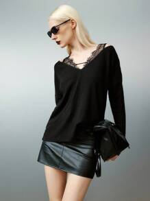 Airlisse Women's V-Neck Lace Patchwork Ribbed Loose Knit T-Shirt, Spring/Autumn - Black - View 3