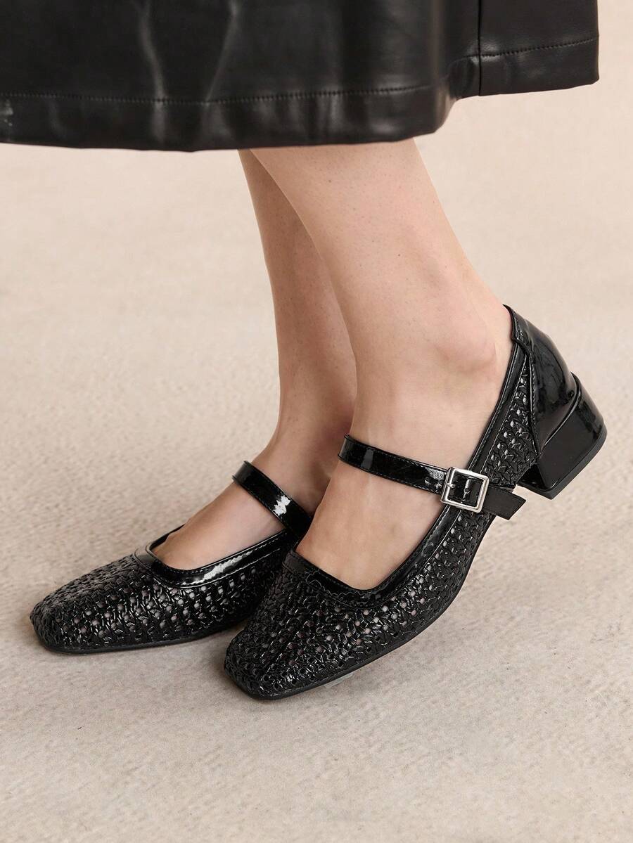 Rosivie 2026 Summer New Retro Square Toe Low Vamp Woven Mesh Low Heel Mary Jane Women Shoes, Fashionable Hollow Strap Breathable Closed Toe Chunky Heel Sandals - Black - View 1