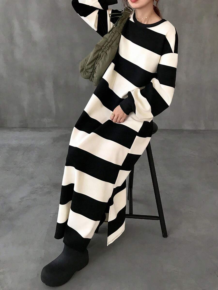 FRIFUL Women's Round Neck Drop Shoulder Long Sleeve Black & White Striped Straight Long Dress, Autumn Dress, Outdoor Dress, Autumn Wear
