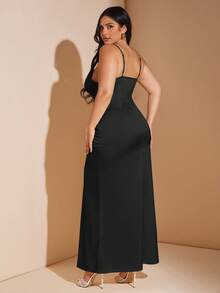 SHEIN BAE 大码女式无袖 V 领露背长款缎面连衣裙，适合度假、音乐节、生日、早午餐、婚礼宾客、优雅礼服派对礼服 - 黑色 - 查看 5