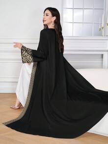 SHEIN Najma 休闲长袖阿拉伯长袍，适合春秋季节 - 彩色 - 查看 2