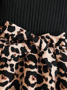 Emery Rose Kids Emery Rose Kids Vestido casual de niña con cuello redondo de punto, estampado de leopardo por parches. Vestido de manga larga con estampado de leopardo jacquard, adecuado para otoño/invierno