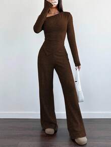 SHEIN Unity 女士休闲不对称肩部毛绒T恤+阔腿低腰裤两件套，冬季 - 棕色 - 查看 3