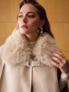 MOTF PREMIUM 羊毛对比仿皮草大衣 - 卡其色 - 查看 3