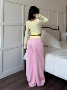 CovetEZ 2件套女士休闲拼色短款上衣和裤子套装 - 粉色 - 查看 2