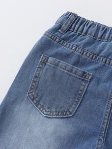 SHEIN ChillGRL Denimly 年轻女孩复古时尚街头风格松紧腰纽扣前拉链黑色蝴蝶结装饰爱心贴片刺绣牛仔裤，加大码 - 中等水洗藍 - 查看 7
