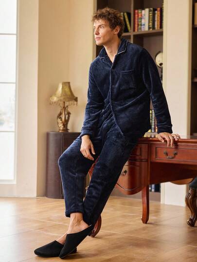 SHEIN EverLounge Herren Einfarbiges Pyjama-Set mit Knopfleiste, Langarmoberteil und langer Hose, Herren Pyjamas, Herren Nachtwäsche, Herren Pyjama-Set, Herren Loungewear, Marineblau Pyjama-Set