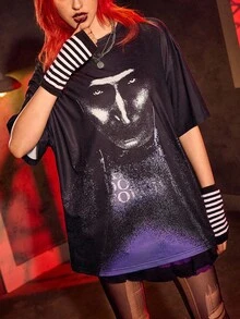 The Nun X SHEIN Kaos Lengan Pendek Leher Bulat Hitam dengan Gambar Tokoh Film Horor - Hitam - View 3