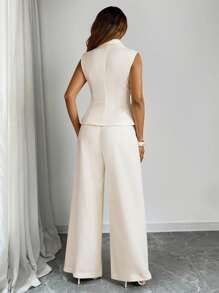 SHEIN Tall 大码女式梭织纯色立领无袖珍珠 3D 花卉装饰纽扣衬衫和松紧腰直筒长裤 2 件套，优雅浪漫 - 杏色 - 查看 2