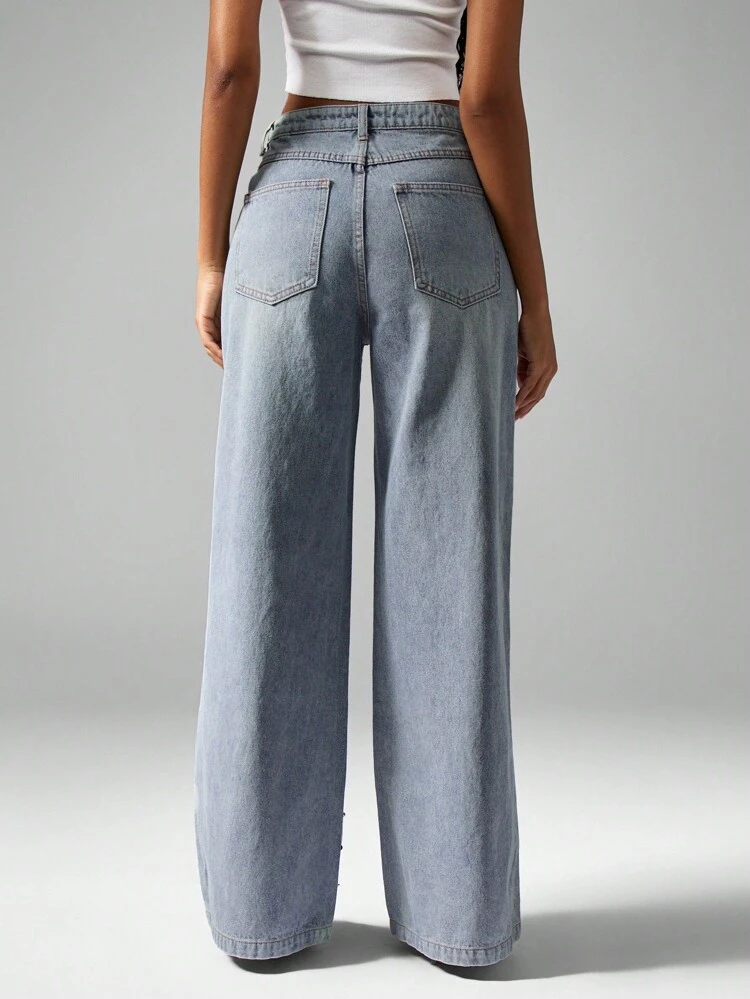 SKINS クリスタルストーンスタッズ　ダメージ加工デニム SKINS クリスタルストーンスタッズ ダメージ加工デニム SKINS