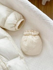 新生女宝宝可爱保暖连帽连体衣配手套，秋冬季 - 杏色 - 查看 4