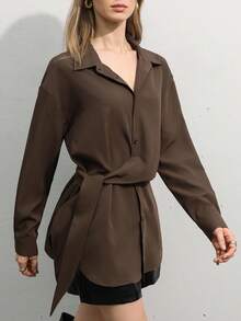 Aveloria Modichic 经典纯色法式奢华优雅不对称系带腰长袖衬衫，修身高端休闲百搭上衣，适合所有季节 - 棕色 - 查看 1