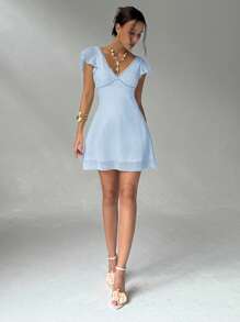 Aloruh 女士优雅性感迷人荷叶边袖 A 字深 V 领露背迷你连衣裙 - 淺藍色 - 查看 4