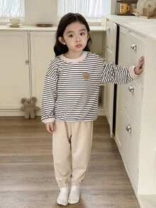 Genkimix Kids 2件套少女条纹休闲上衣+纯色休闲慢跑裤套装 - 卡其色 - 查看 5