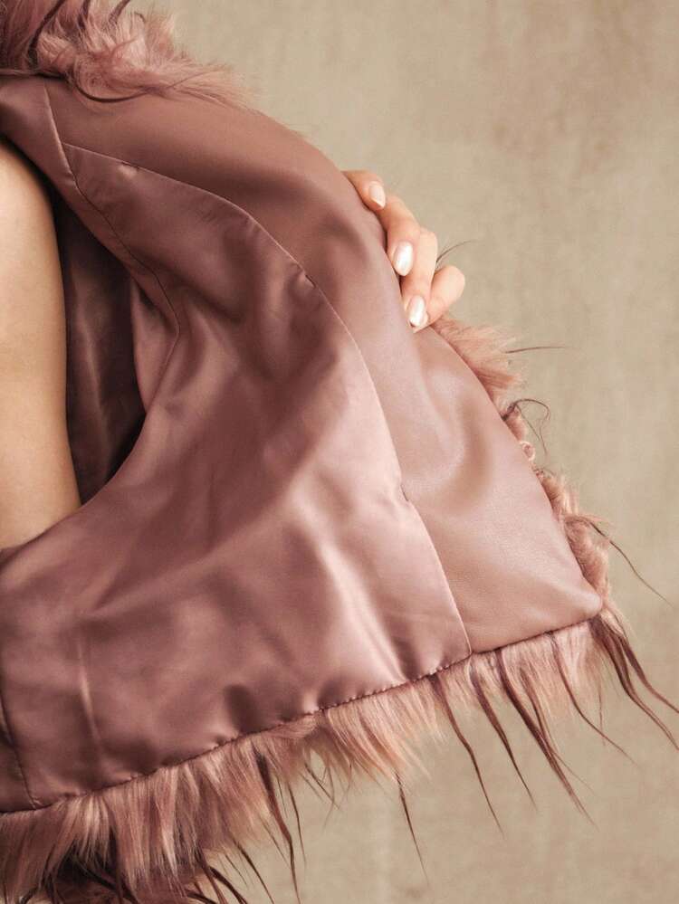 ファッショナブルなフェイクファー襟付き ショートジャケット、秋冬、新年、エレガント、シック、スタイリッシュ、クリスマス、外出に適しています