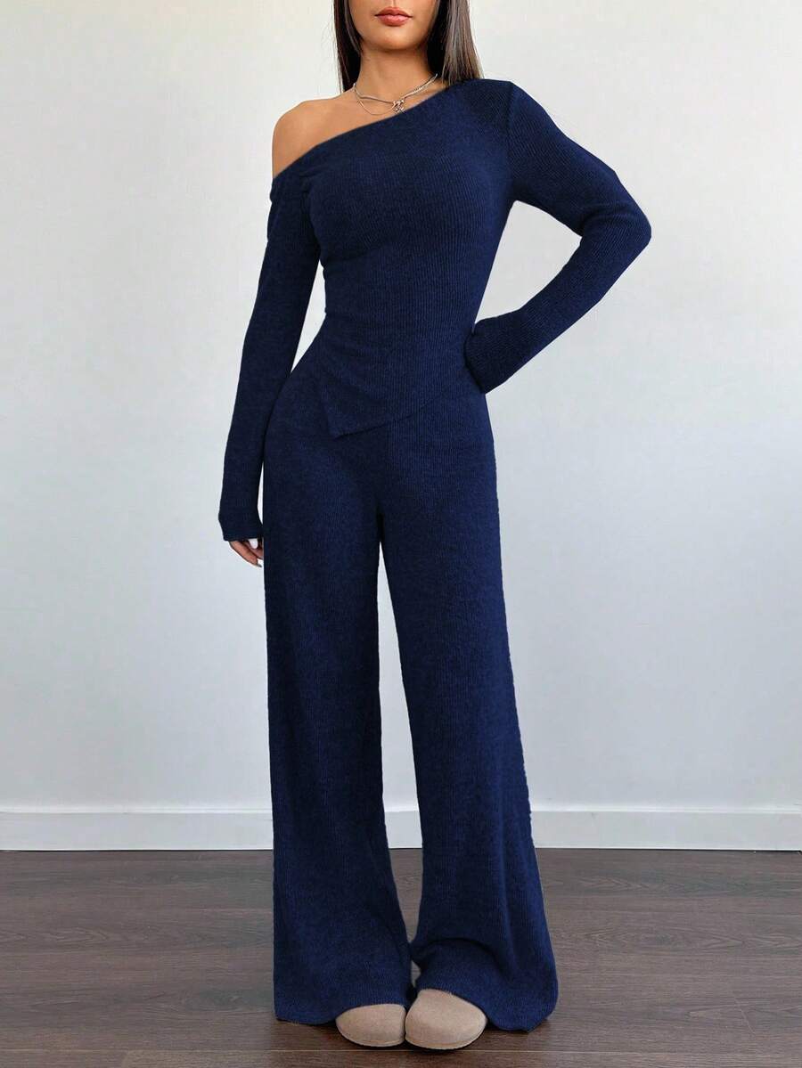 Flirla 女士休闲不对称肩部毛绒T恤+阔腿低腰裤两件套，冬季 - 藏蓝色 - 查看 1