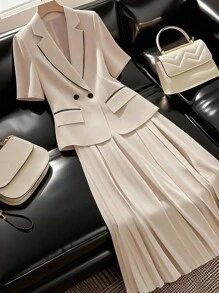 Franclia Modny elegancki dojazd do pracy, uniwersalny, z klapami w kształcie litery H, kontrastowy, czarny, w paski, z krótkim rękawem, plisowana spódnica w kształcie litery A, damski garnitur, dwuczęściowy zestaw, dwuczęściowy zestaw, damskie ubrania robocze, damskie dwuczęściowe zestawy, damskie ubrania jesienne