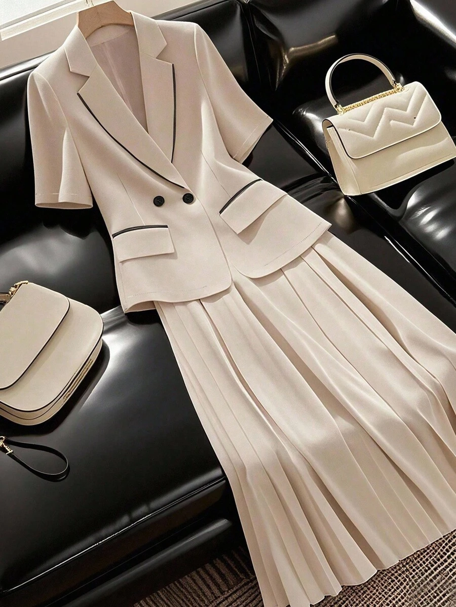 Franclia Modny elegancki dojazd do pracy, uniwersalny, z klapami w kształcie litery H, kontrastowy, czarny, w paski, z krótkim rękawem, plisowana spódnica w kształcie litery A, damski garnitur, dwuczęściowy zestaw, dwuczęściowy zestaw, damskie ubrania robocze, damskie dwuczęściowe zestawy, damskie ubrania jesienne