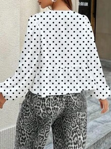 SHEIN EZwear 秋冬季女士休闲可爱圆领波点印花蝴蝶结娃娃衫下摆泡泡袖宽松开襟衬衫，时尚百搭。