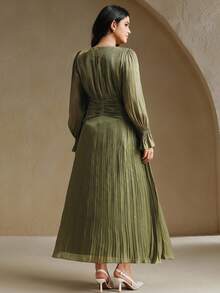 Anewsta 大码女式长裙，深绿色亮面面料，褶皱腰身，双层荷叶边下摆，泡泡袖长裙，优雅百搭的礼服 - 橄欖綠 - 查看 3