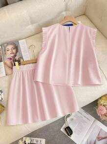 SHEIN Unity 大码女式圆领纯黑色 3D 花卉装饰盖袖上衣和高腰 A 字形 3D 花卉装饰迷你裙两件套西装，优雅时尚 - 粉色 - 查看 2