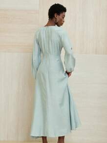 Aveloria Modichic 秋季钛绿色长裙，圆领长袖，收腰设计，优雅的艺术画廊漫步和日常休闲装 - 綠色 - 查看 3