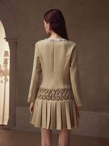 MOTF PREMIUM Váy xếp ly viền ngọc trai giả - Màu be - Xem 3