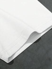 Manfinity EMRG 男士休闲字母印花短袖T恤，夏季 - 白色 - 查看 4