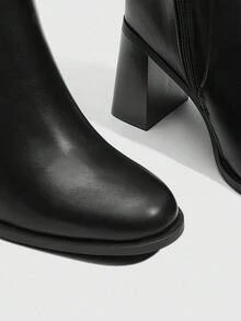 Daringsoles Women's Fashion Buckle Design Pointed Toe Black Chunky Heel Ankle Boots - Black - View 7