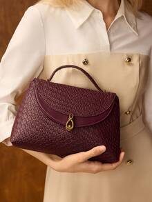 MOTF PREMIUM 带扣 PU 皮革手提包 - 酒紅色 - 查看 4