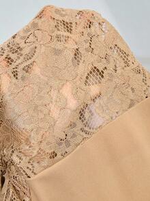 SHEIN Lady Conjunto de 2 piezas con vestido ajustado de estampado geométrico y chaqueta de manga abullonada de unicolor, traje de verano con blazer de encaje, traje de falda, traje de oficina para mujer, traje de falda de negocios casuales, traje de falda elegante de primavera y verano, dorado, elegante, vintage, para trabajo, boda, recepción, San Valentín, Año Nuevo, fiesta, ropa de trabajo, ropa casual de oficina para mujer, otoño e invierno