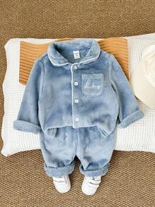 SHEIN مجموعة ملابس منزلية طويلة الأكمام ناعمة باللون الأزرق للأطفال الصغار 2 قطعة/طقم، ملابس شتوية يمكن ارتداؤها للجنسين، ملابس شتوية للأطفال - متعدد الألوان - مشاهدة 7