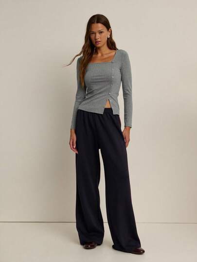 Nöista 灰色罗纹纽扣上衣，完美契合秋季开学季商务休闲风