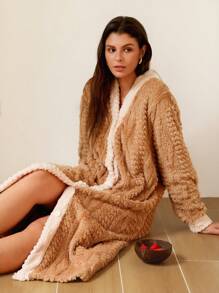 SHEIN Contrast Trim Single-Breasted Jacquard Plush Thick Fluffy Robe, Long Sleeve Loungewear  Cozy And Elegant Robe, Fall Winter Outfits