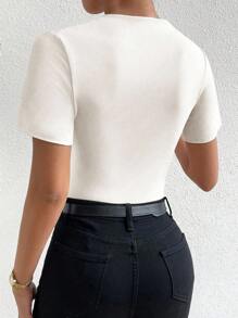 Chiquease 素色褶邊修身連體衣 - 白色 - 查看 2