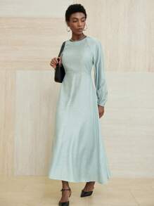 Aveloria Modichic 秋季钛绿色长裙，圆领长袖，收腰设计，优雅的艺术画廊漫步和日常休闲装 - 綠色 - 查看 4