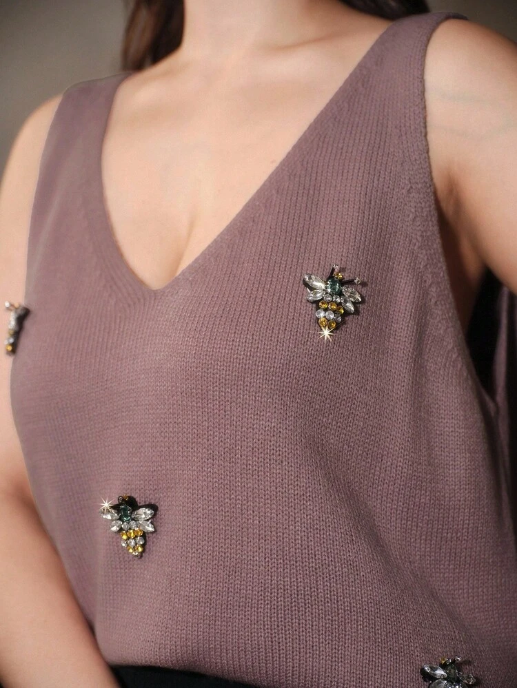 Elegant Rhinestone Bee Decor V-Neck Knit Women's Tank Top T-Shirt