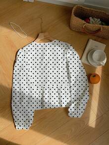 SHEIN EZwear 秋冬季女士休闲可爱圆领波点印花蝴蝶结娃娃衫下摆泡泡袖宽松开襟衬衫，时尚百搭。