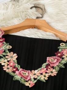 SHEIN LUNE Áo Maxi hai mảnh họa tiết ren tương phản cổ chữ V giản dị tay ngắn cho nữ cỡ lớn, mùa xuân/hè - màu đen - Xem 3