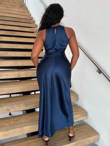 Alexandranx 简约优雅斜裁双面缎纹醋酸纤维面料 A 字型无袖连衣裙，凸显女性魅力 - 藏蓝色 - 查看 2