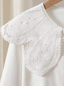 少女优雅刺绣彼得潘领衬衫，泡泡袖纽扣条纹休闲公主衬衫，适合假日、旅行、生日派对、春秋冬季穿着。