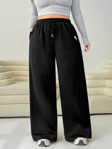 Solflare 加大码纯色松紧腰抽绳宽松直筒运动裤，带口袋