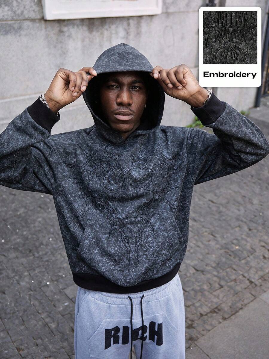 Manfinity EMRG 年轻男士哥特式连帽衫，宽松套头连帽运动衫，复古水洗面料，做旧效果，全身哥特式艺术刺绣设计，适合独特、艺术、街头风格，节日礼物男士刺绣连帽衫刺绣连帽衫男士连帽衫男士休闲连帽衫黑色连帽衫 - 黑色 - 查看 1