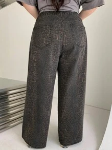 Dazy Plus Plus Size Loose Leopard Print Boyfriend Jeans - Brown - View 2