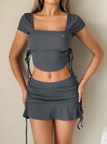 SHEIN ICON 2pcs Fall Going Out Grey Women Solid Color Square Neck Short Sleeve T-Shirt And Drawstring Waist Skirt Casual Set