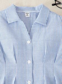 SHEIN Casuvi Kids 条纹纽扣前短袖休闲衬衫，灯笼袖，蝴蝶结褶饰腰部 A 字型修身款式，适合少女，夏季通勤和度假 蓝白条纹衬衫女孩蓝色条纹衬衫少女女孩夏季衬衫