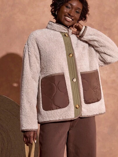 Bóhologie Cream Sherpa Jacket: Loose Fit, Perfect For Cold Days In The City Or Relaxed Outdoor Activities, Made Of Plush Sherpa Fleece Fabric Featuring Olive Green Quilted Nylon Details And Large Front Patch Pockets For A Stylish And Cozy Finish Shackets For Women Button Up Cardigan Earthy Aesthetic Layering Pieces Earthy Clothes Teddy Jacket Fleece Jacket Quilted Jacket Button Up Jacket Shacket Women Layering Jacket Earthy Tones Jacket Button Up Sweater Brown Jacket Women Earthy Clothes Women
