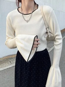 FRIFUL Women's Round Neck Flare Sleeve Contrast Trim Fitted Urban Casual Thick Sweater, Autumn