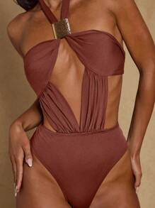 Glamine Bodysuit Wanita Warna Cokelat Karat, Model Chic, Tanpa Punggung, Leher Berongga, dengan Dekorasi Kancing Logam, Cocok untuk Pesta, Koktail, Pantai, dan Liburan. - Coklat - View 4