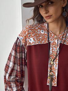 LanaWest Camiseta de manga larga de ajuste holgado con parches de tela, estampado a cuadros y floral diminuto en color burdeos, estilo casual occidental, LanaWes - Burdeos - Ver 7